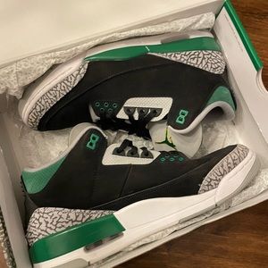 Air Jordan 3 Retro black/pine-green/silver/white mens size 11.5